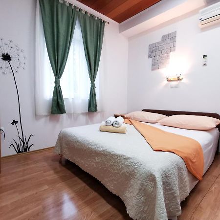 Guest House Il Giardino Duplancic Split Kültér fotó