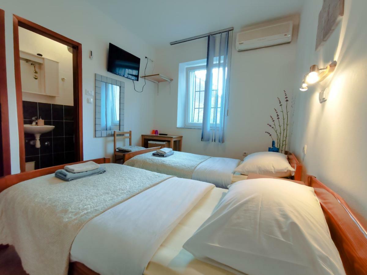 Guest House Il Giardino Duplancic Split Kültér fotó